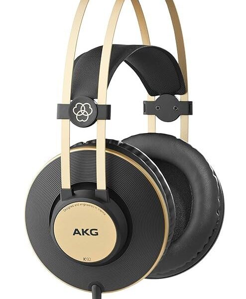 AKG K92 Closed Back Headphones,Wired,Black